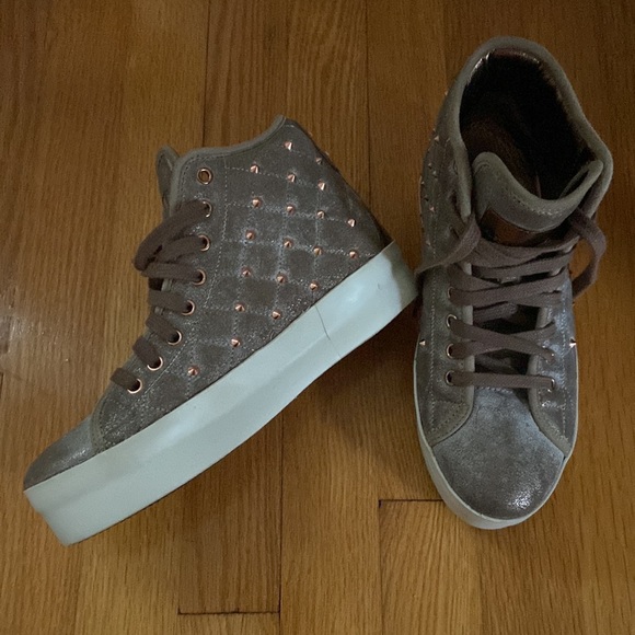 Alexander Smith London EUC Suede High Tops - Picture 9 of 13